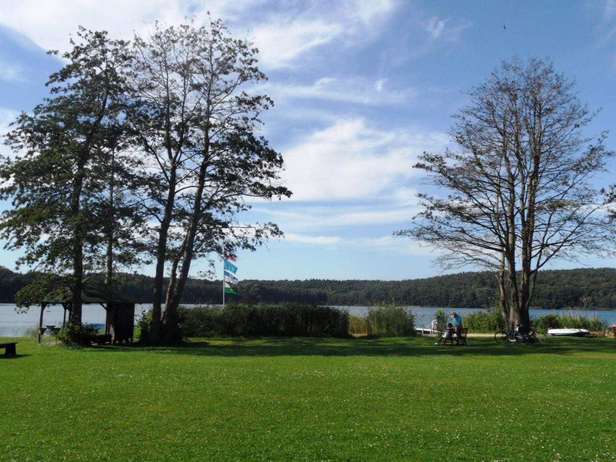 Ferienwohnungen Direkt Am See Bei Den Kaiserbaedern 塞巴特黑灵斯多夫 外观 照片