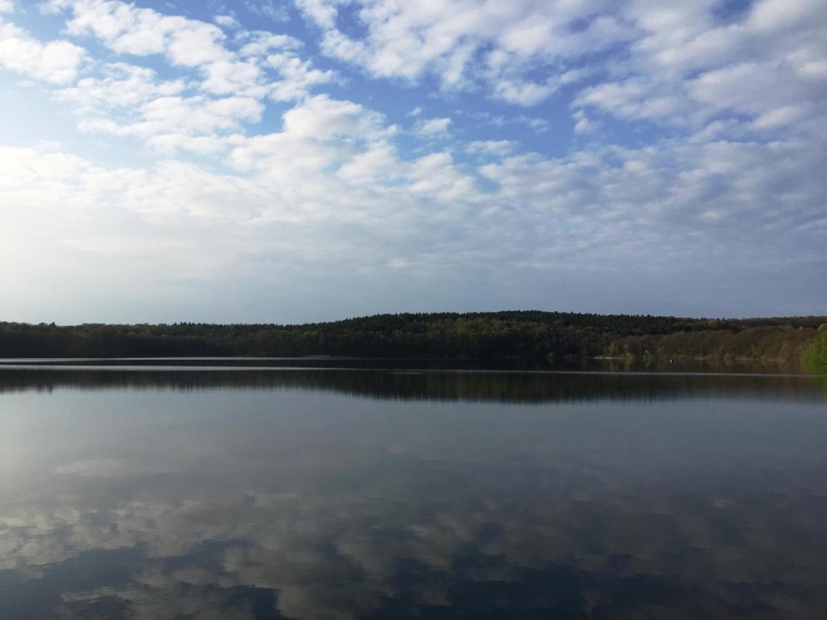 Ferienwohnungen Direkt Am See Bei Den Kaiserbaedern 塞巴特黑灵斯多夫 外观 照片